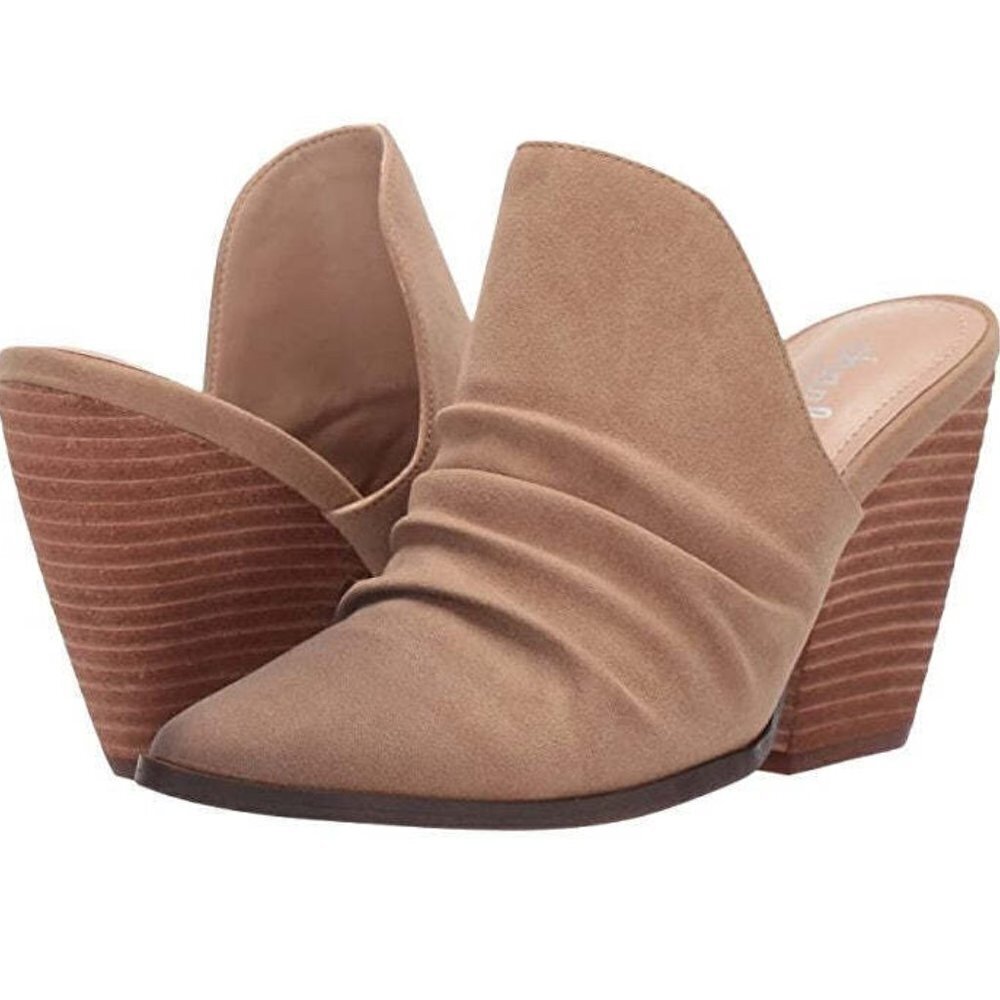 Charles by Charles David Nellie Slip on Mule Biscotti 6.5M